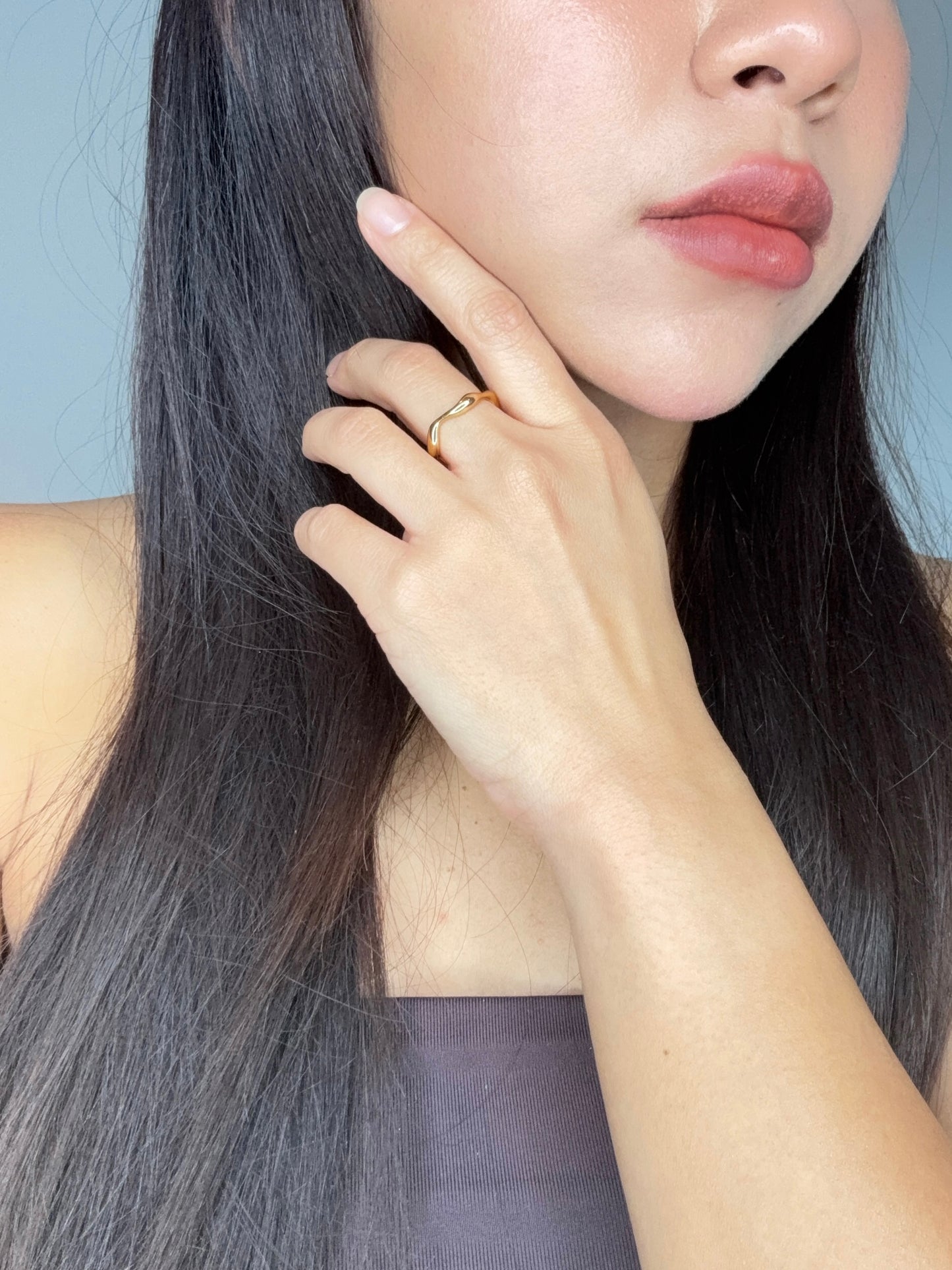 Luna Curve Ring